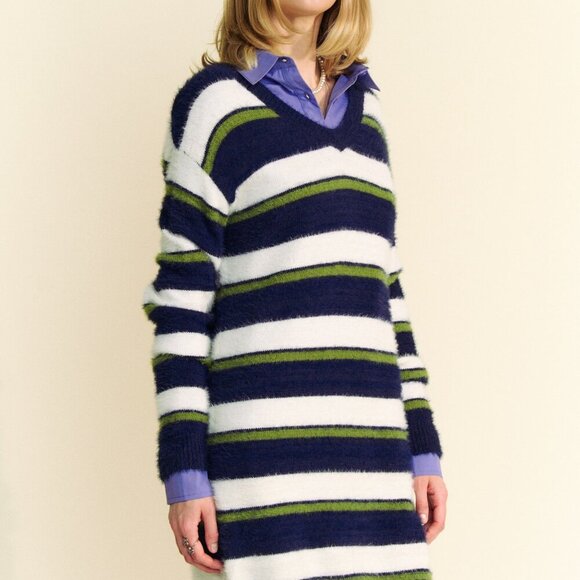 DAVI & DANI TEXTURED VEGAN ANGORA COLORBLOCK STRIPED V-NECK SWEATER TUNIC DRESS - Picture 4 of 10